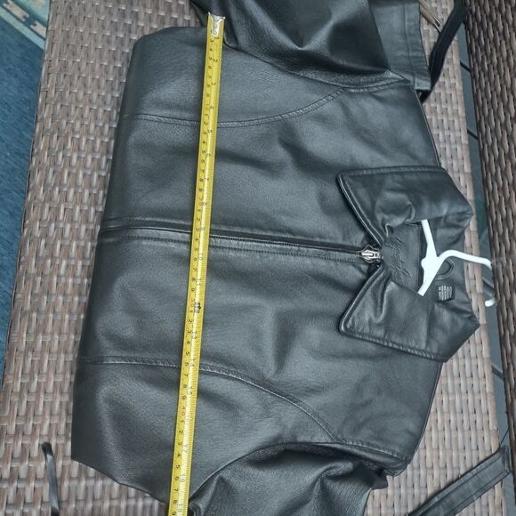 J Ferrar Size Medium Leather Jacket - Picture 5 of 6